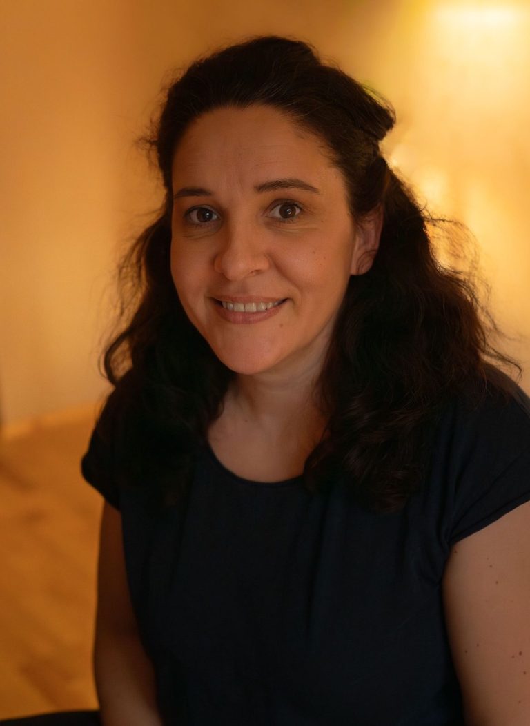 Vesna, Inhaberin von Klarraum Balance – Wellnessmassage und Energiearbeit Wustermark